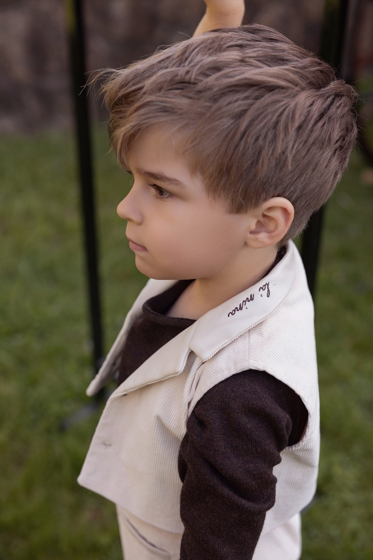 Leather Trim Cream Corduroy Buildup & Vest With Logo Sweater