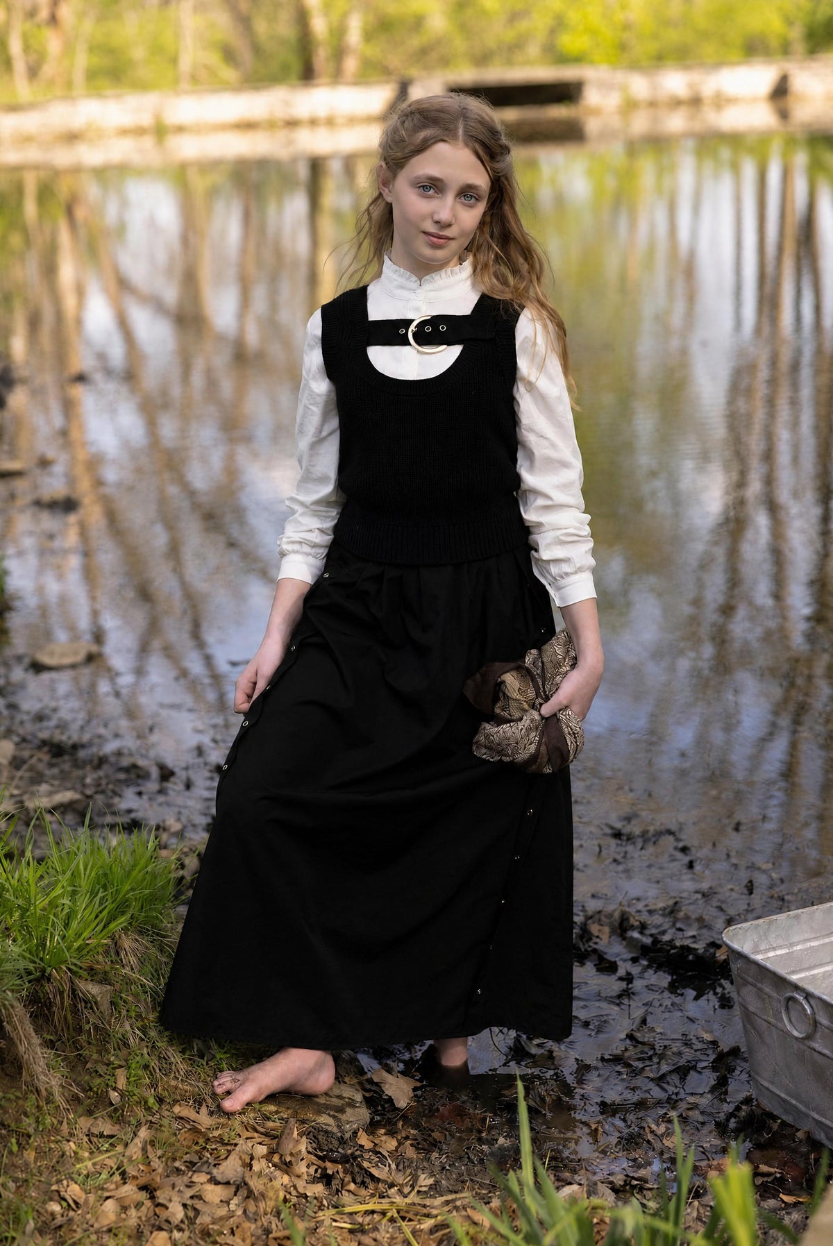 Teen Black Buckle Knit Vest & Skirt (No Shirt)